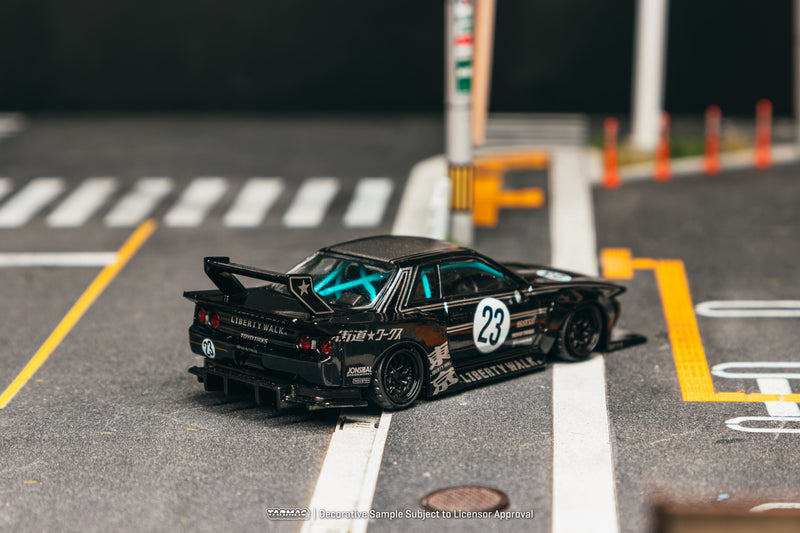 Load image into Gallery viewer, NISSAN SKYLINE (R32) LB - KAIDO WORKS BLACK 2025 TARMAC WORKS 1:64
