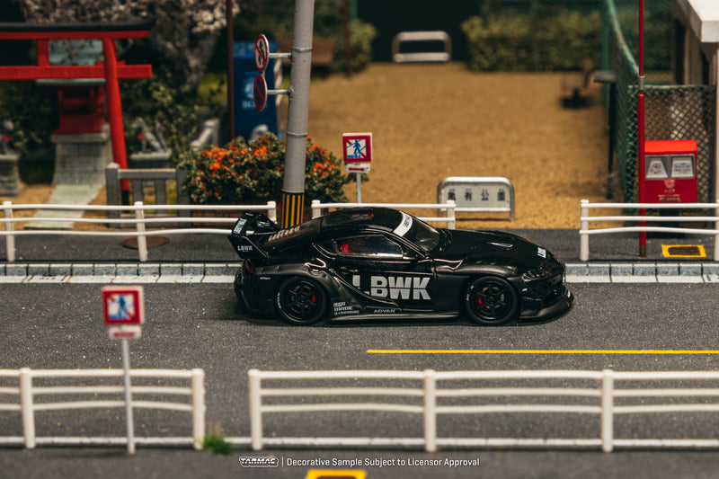 Chargez l'image dans la visionneuse de la galerie, TOYOTA SUPRA (A90) LB -WORKS BLACK 2025 TARMAC WORKS 1:64
