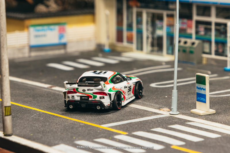 Laad de afbeelding in de Gallery-viewer, TOYOTA SUPRA (A90) LB -WORKS CASTROL TRIBUTE 2024 TARMAC WORKS 1:64
