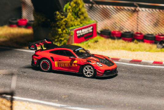 PORSCHE GT3RS (992.1) MANTHEY RACING RED 2025 TARMAC WORKS 1:64