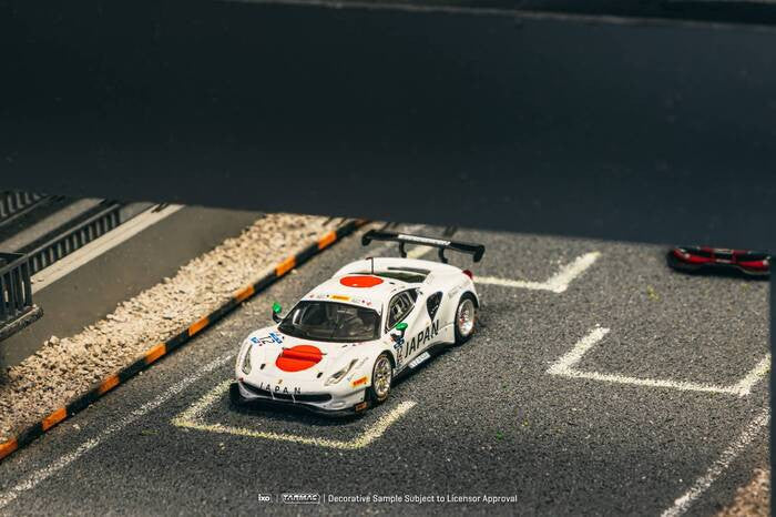Load image into Gallery viewer, Ferrari 488 GT3 FIA GT NATIONS CUP 2018 TARMAC WORKS 1:64

