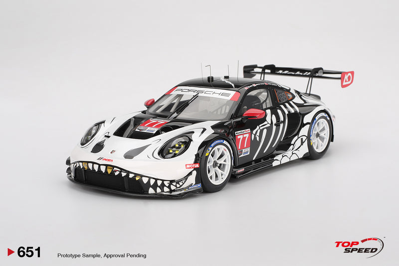 Laad de afbeelding in de Gallery-viewer, Porsche 911 (992) GT3 R #77 GTD PRO AO RACING PETIT LE MANS 2025 TOP SPEED 1:18
