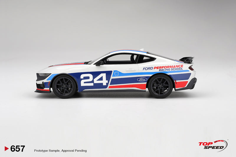 Laad de afbeelding in de Gallery-viewer, Ford MUSTANG DARK HORSE #24 FORD PERFORMANCE RACING SCHOOL 2025 TOP SPEED 1:18
