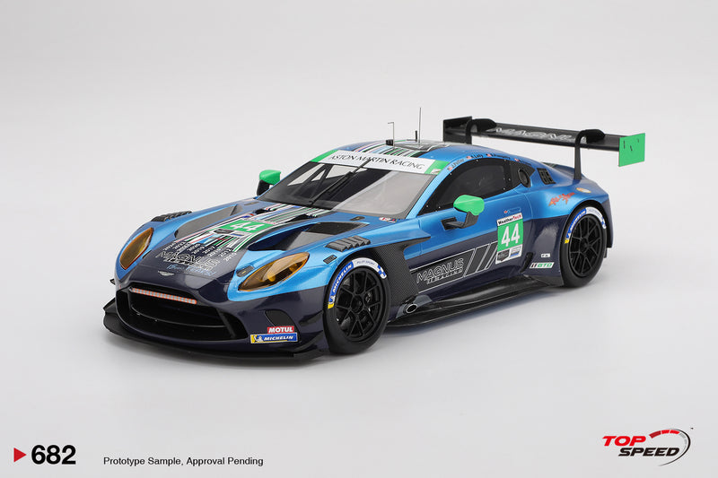 Chargez l&#39;image dans la visionneuse de la galerie, Aston Martin Vantage GT3 EVO #44 Magnus Racing 2025 IMSA Daytona 24 Heures TOP SPEED 1:18
