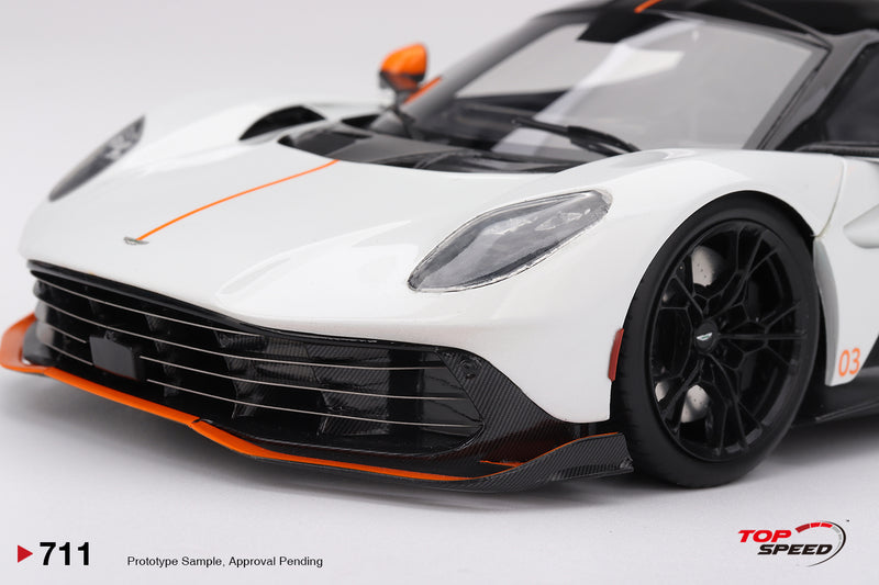Load image into Gallery viewer, Aston Martin VALHALLA LUNAR WHITE 2025 TOP SPEED 1:18
