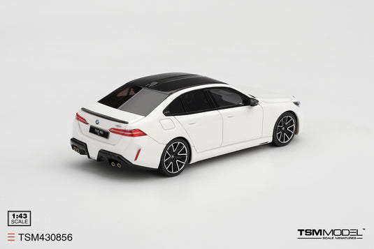 BMW M5 (G90) ALPINE WHITE 2025 TSM Model 1:43