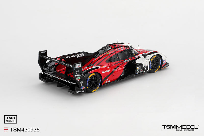 Laad de afbeelding in de Gallery-viewer, PORSCHE 963 #7 PORSCHE PENSKE MOTORSPORT DAYTONA 24 HRS WINNAAR 2026 TSM Model 1:43
