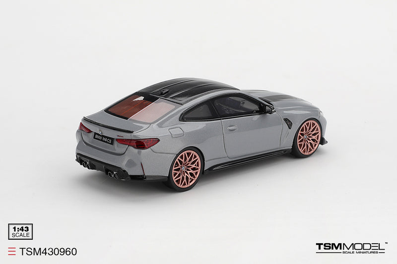 Laad de afbeelding in de Gallery-viewer, BMW M4 (G82) BROOKLYN GRIJS 2024 TSM Model 1:43
