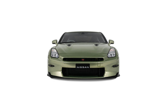 NISSAN GT-R (R35) PREMIUM EDITION T-SPEC MILLENNIUM JADE 2024 GT SPIRIT 1:18