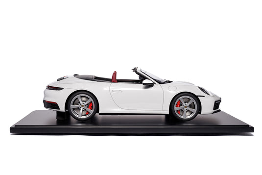 Porsche 911 (992) CARRERA 4S Cabriolet 2020 BLANC (ÉDITION LIMITÉE 25 pièces) HC MODELS 1:8