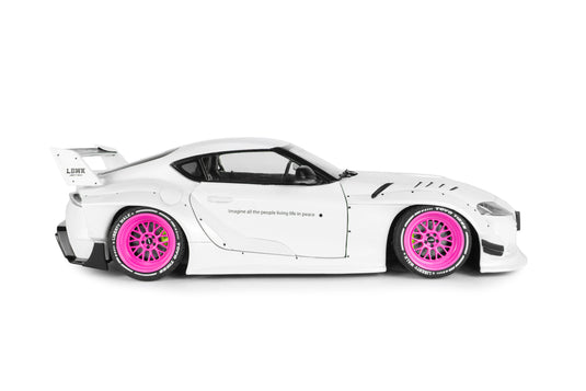 TOYOTA GR SUPRA KIT CARROSSERIE LIBERTY WALK BLANC/ROSE 2025 SOLIDO 1:18