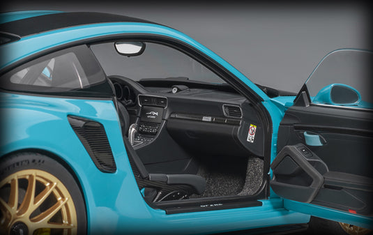 Porsche 911 (991.2) GT2 RS WEISSACH PACKAGE 2017 AUTOart 1:18