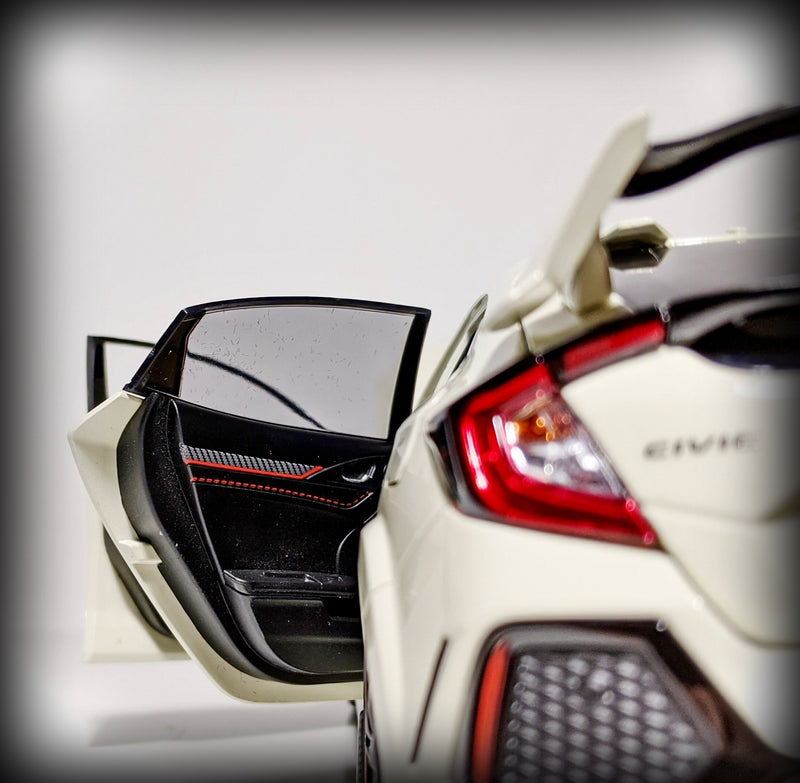 Load image into Gallery viewer, Honda CIVIC TYPE-R FK8 LCD Models 1:18 (6791462649961)
