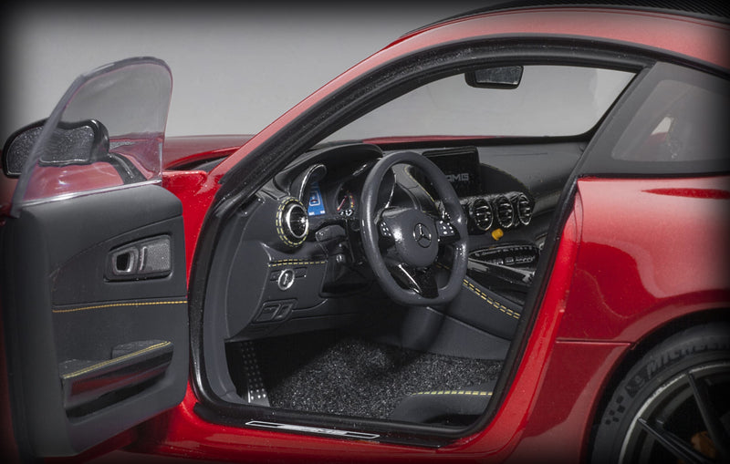 Laad de afbeelding in de Gallery-viewer, &lt;tc&gt;Mercedes Benz AMG GT R 2017 AUTOart 1:18&lt;/tc&gt;
