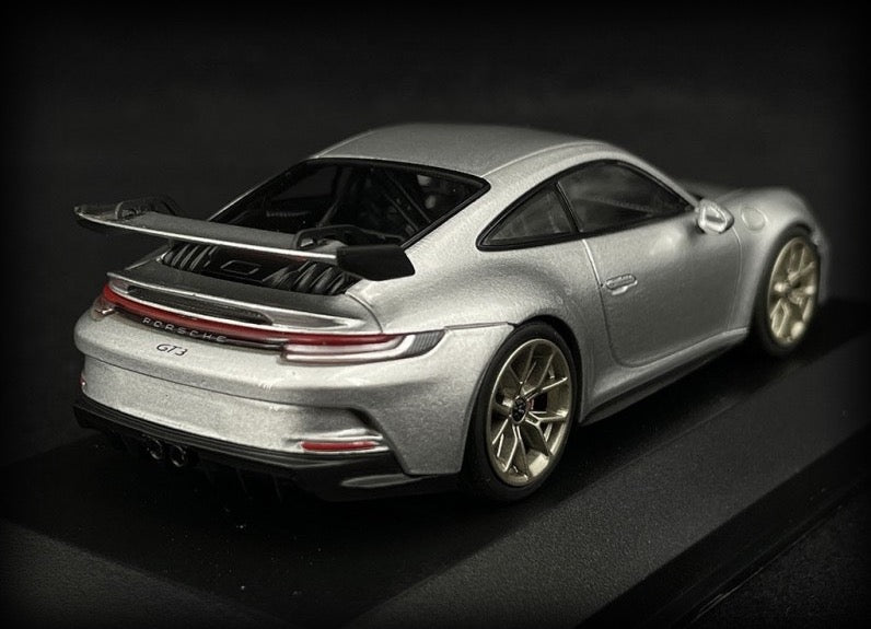 Chargez l&#39;image dans la visionneuse de la galerie, &lt;transcy&gt;Porsche 911 (992) GT3 2020 MINICHAMPS 1:43&lt;/transcy&gt;
