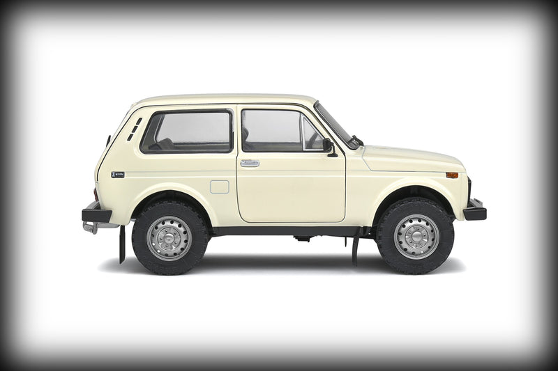 Chargez l&#39;image dans la visionneuse de la galerie, &lt;tc&gt;Lada NIVA Cream White 1980 SOLIDO 1:18&lt;/tc&gt;
