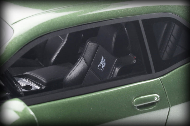 Load image into Gallery viewer, Dodge CHALLENGER R/T SCAT PACK WIDEBODY 2019 GT SPIRIT 1:18

