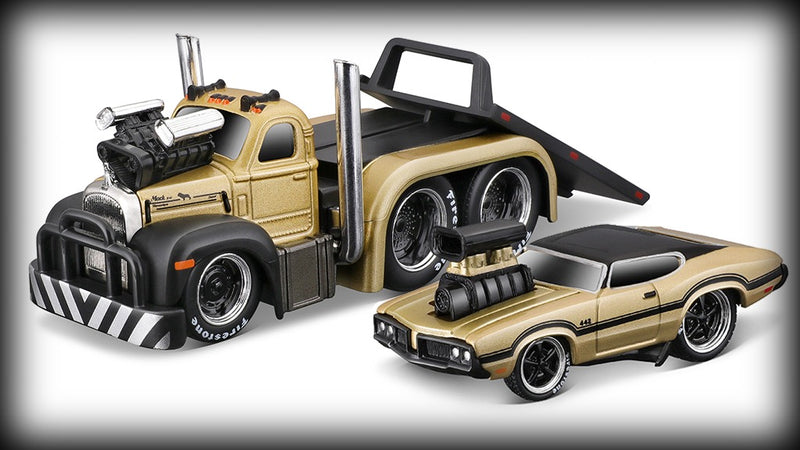Load image into Gallery viewer, Mack B-61 FLATBED 1953 + Oldsmobile 442 1970 Nr.04 MAISTO 1:64 (6836525072489)
