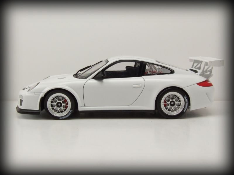 Chargez l&#39;image dans la visionneuse de la galerie, Porsche 911 GT3 Cup Street version WELLY 1:18
