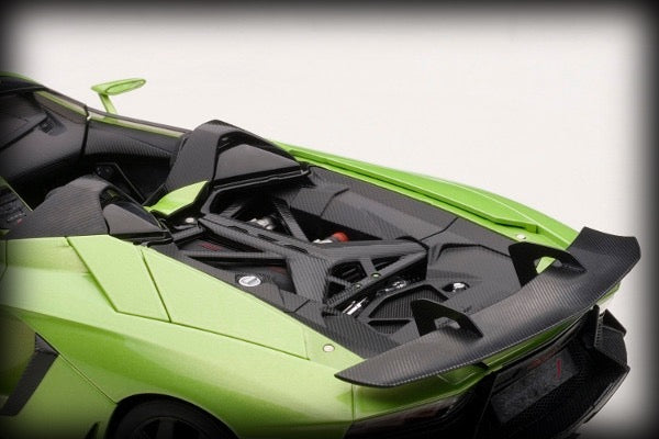 Laad de afbeelding in de Gallery-viewer, Lamborghini AVENTADOR ROADSTER 2012 AUTOart 1:18
