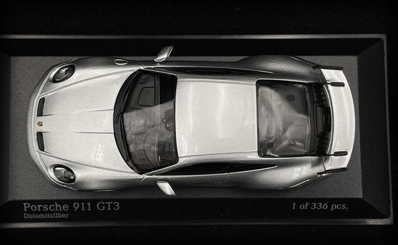 Chargez l&#39;image dans la visionneuse de la galerie, &lt;transcy&gt;Porsche 911 (992) GT3 2020 MINICHAMPS 1:43&lt;/transcy&gt;
