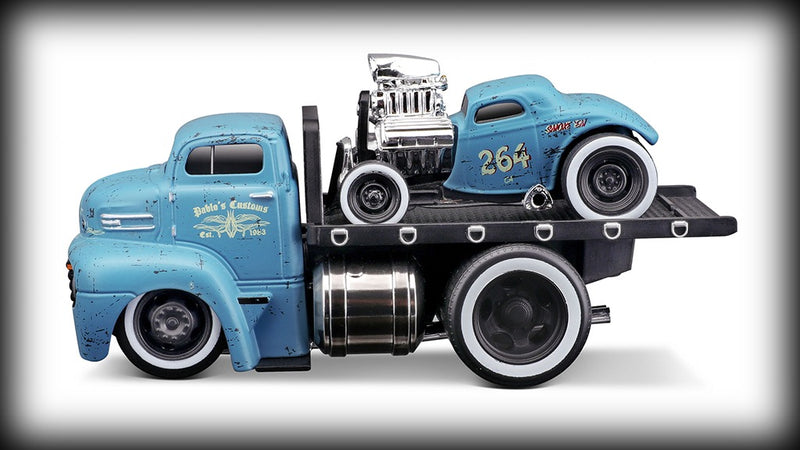 Load image into Gallery viewer, Ford COE 1950 + Ford 3W COUPE 1933 Nr.01 MAISTO 1:64 (6836478509161)

