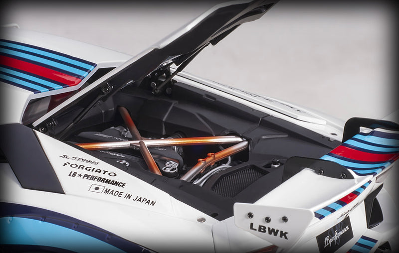 Chargez l&#39;image dans la visionneuse de la galerie, &lt;tc&gt;Lamborghini LIBERTY WALK LB-WORKS AVENTADOR (édition Martini) AUTOart 1:18&lt;/tc&gt;
