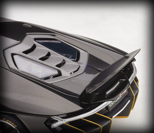 Lamborghini CENTENARIO 2016 Carbon AUTOart 1:18 (6782837522537)