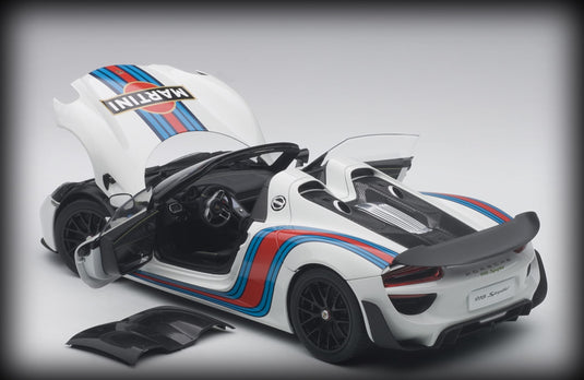 Porsche 918 SPYDER Nr.15 (MARTINI) AUTOart 1:18 (6814112252009)