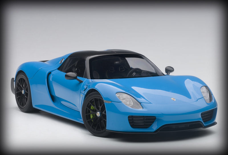 Laad de afbeelding in de Gallery-viewer, &lt;transcy&gt;Porsche 918 SPYDER WEISSACH PACKAGE AUTOart 1:18&lt;/transcy&gt;
