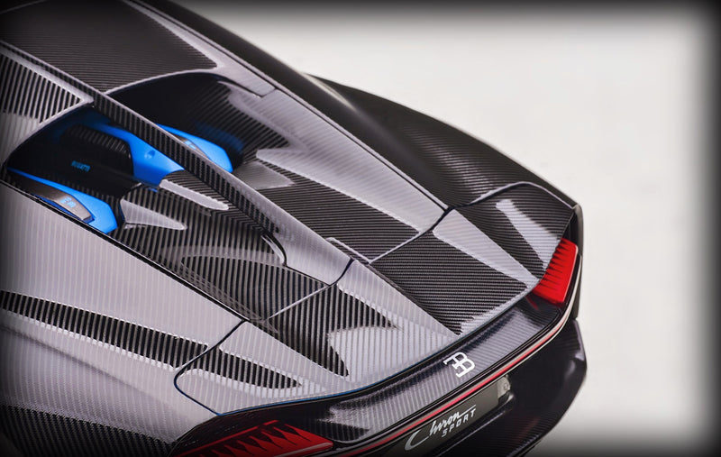 Chargez l&#39;image dans la visionneuse de la galerie, Bugatti CHIRON SPORT 2019 AUTOart 1:18 (6789902827625)
