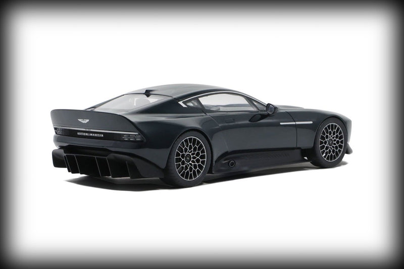 Laad de afbeelding in de Gallery-viewer, Aston MARTIN 2021 GT SPIRIT 1:18
