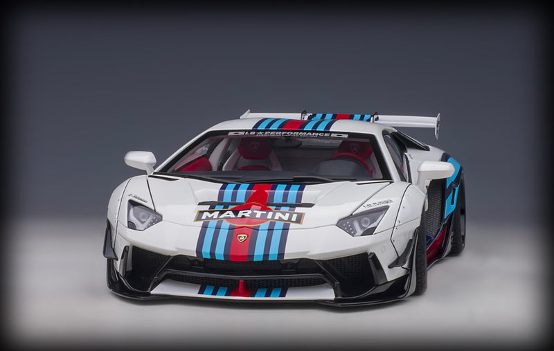 Laad de afbeelding in de Gallery-viewer, &lt;tc&gt;Lamborghini LIBERTY WALK LB-WORKS AVENTADOR (Martini-editie) AUTOart 1:18&lt;/tc&gt;
