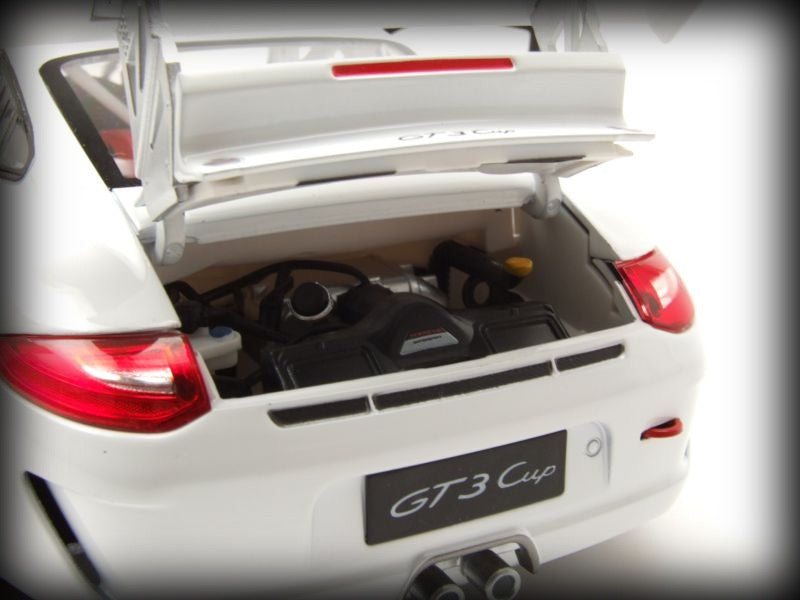 Chargez l&#39;image dans la visionneuse de la galerie, Porsche 911 GT3 Cup Street version WELLY 1:18
