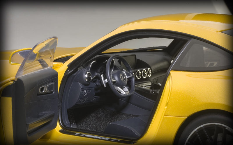 Laad de afbeelding in de Gallery-viewer, &lt;transcy&gt;Mercedes BENZ AMG GT-S 2015 AUTOart 1:18&lt;/transcy&gt;
