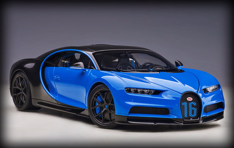 Chargez l&#39;image dans la visionneuse de la galerie, Bugatti CHIRON SPORT 2019 AUTOart 1:18 (6789902827625)
