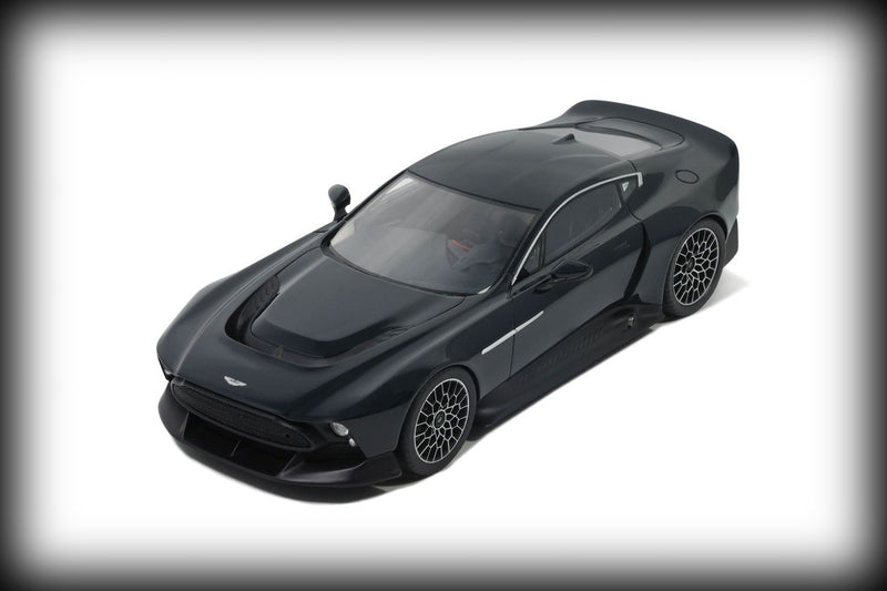 Chargez l&#39;image dans la visionneuse de la galerie, Aston MARTIN 2021 GT SPIRIT 1:18
