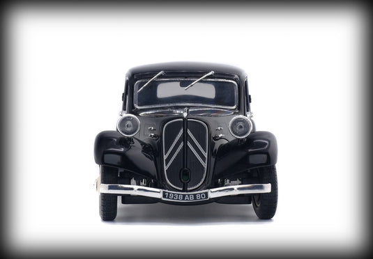 <tc>Citroën Traction 7 1937 SOLIDO 1:1835/255</tc>