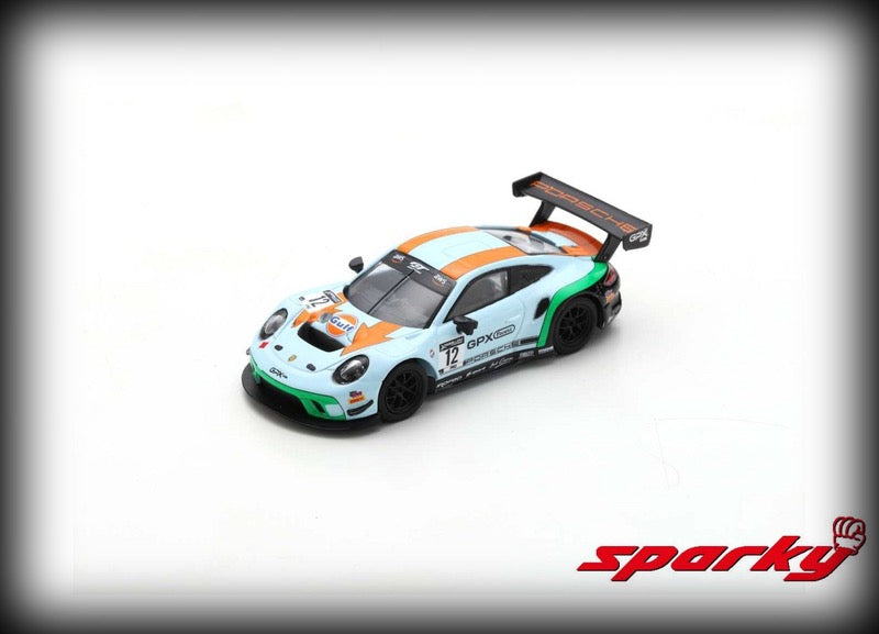 Laad de afbeelding in de Gallery-viewer, &lt;tc&gt;Porsche GT3 R GPX RACING Nr.12 SPARK 1:64&lt;/tc&gt;
