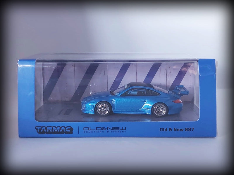 Chargez l&#39;image dans la visionneuse de la galerie, Porsche Old &amp; New 997 TARMAC WORKS 1:64
