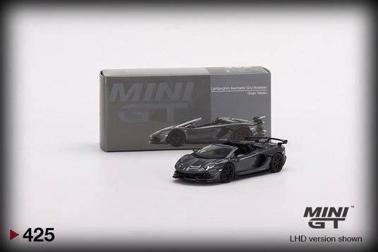 Lamborghini AVENTADOR SVJ ROADSTER MINI GT 1:64