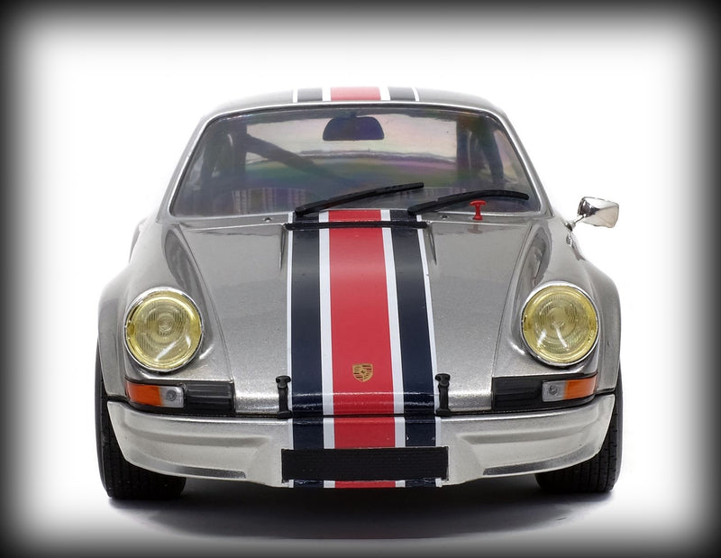 Laad de afbeelding in de Gallery-viewer, &lt;tc&gt;Porsche RSR 1980 Backdating Outlaw SOLIDO 1:18&lt;/tc&gt;
