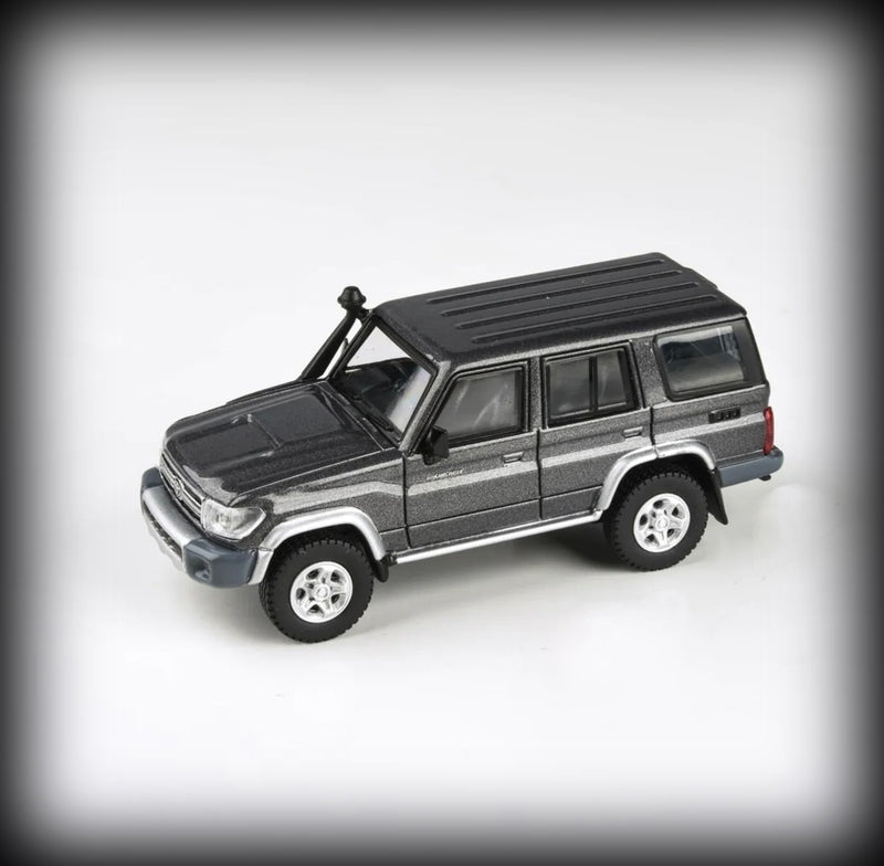 Load image into Gallery viewer, Toyota LAND CRUISER 2014 PARA64 1:64
