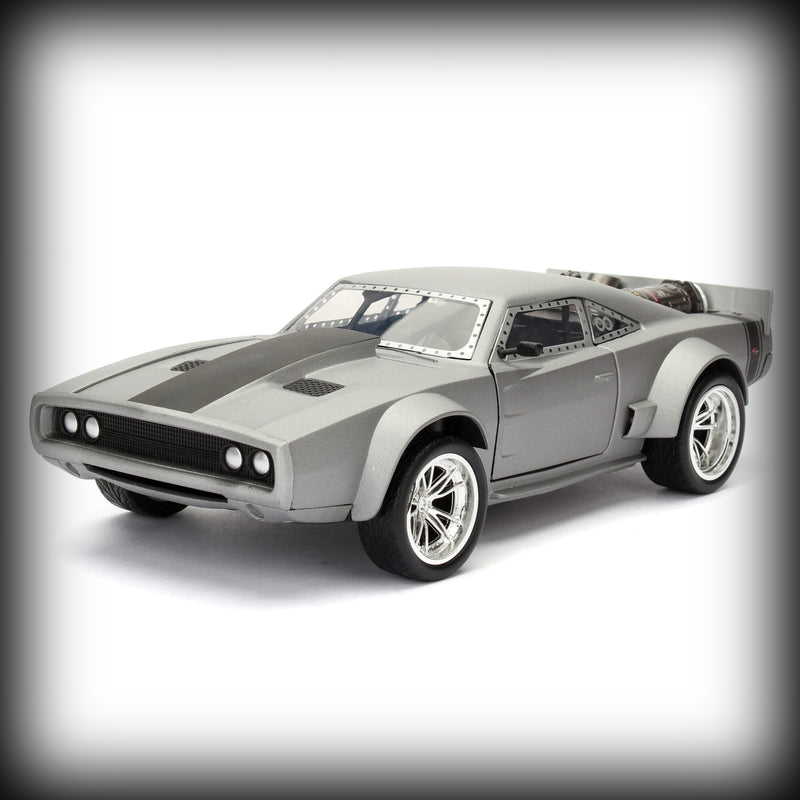 Laad de afbeelding in de Gallery-viewer, &lt;tc&gt;Dom’s Ice Charger JADA 1:24&lt;/tc&gt;
