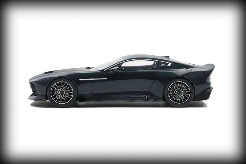 Chargez l&#39;image dans la visionneuse de la galerie, Aston MARTIN 2021 GT SPIRIT 1:18
