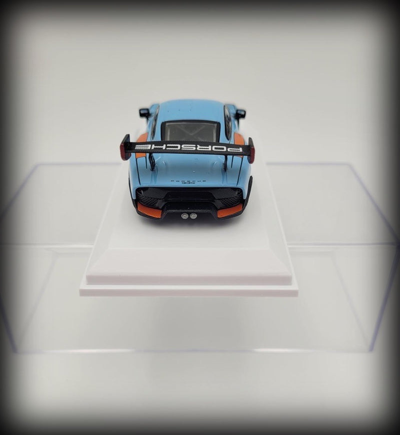 Laad de afbeelding in de Gallery-viewer, Porsche 935 Gulf Design MINICHAMPS 1:64
