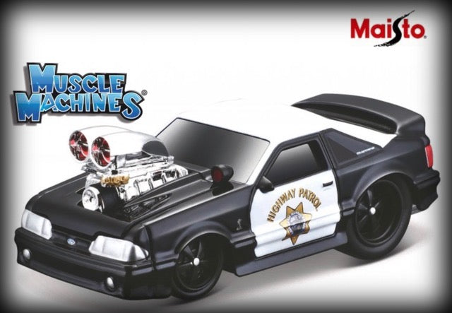 Chargez l&#39;image dans la visionneuse de la galerie, Ford MUSTANG SVT COBRA &#39;HIGHWAY PATROL&#39; 1993 Nr.06 MAISTO 1:64 (6832978165865)
