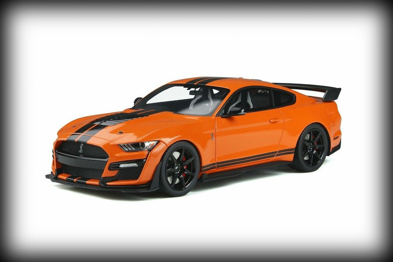 Laad de afbeelding in de Gallery-viewer, &lt;tc&gt;Ford MUSTANG Shelby GT500 2020 GT SPIRIT USA Exclusive 1:18&lt;/tc&gt;
