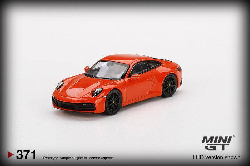 Chargez l&#39;image dans la visionneuse de la galerie, Porsche 911 (992) CARRERA 4S MINI GT 1:64
