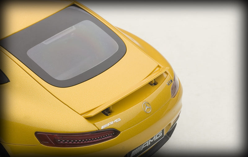 Laad de afbeelding in de Gallery-viewer, &lt;transcy&gt;Mercedes BENZ AMG GT-S 2015 AUTOart 1:18&lt;/transcy&gt;
